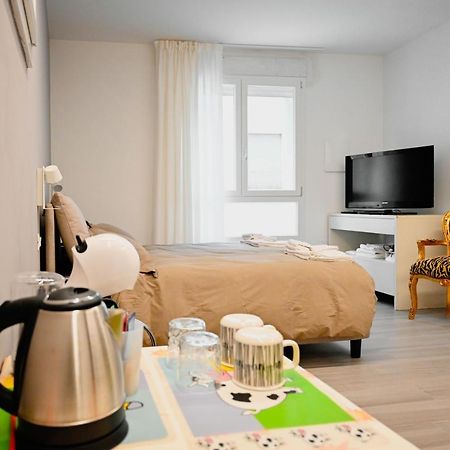 Cozy Studio Downtown Apartment Bassano del Grappa Luaran gambar
