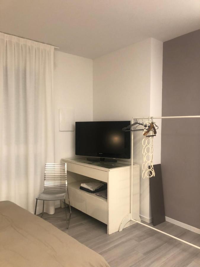 Cozy Studio Downtown Apartment Bassano del Grappa Luaran gambar