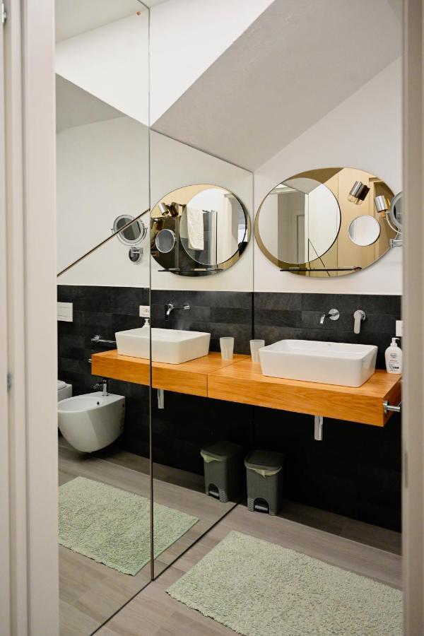 Cozy Studio Downtown Apartment Bassano del Grappa Luaran gambar