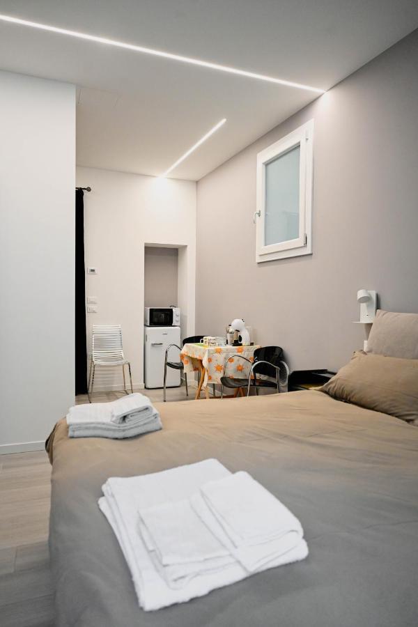 Cozy Studio Downtown Apartment Bassano del Grappa Luaran gambar